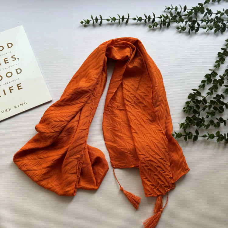 شال نخی ساده قواره بزرگ 190x70 سانتیمتر کد 831 بدون آبرفت و رنگ رفت