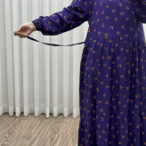 پیراهن گلریز چیندار آیدایی پاموق کد 1522 جنس نخی شسته شده فری سایز تا 50 کمربنددار چهارفصل