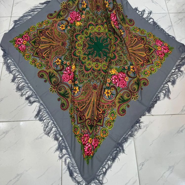 روسری نخی ترکمن کد 1655 ترکمن قواره 140-150 سانت ریشه دستباف 4 فصل