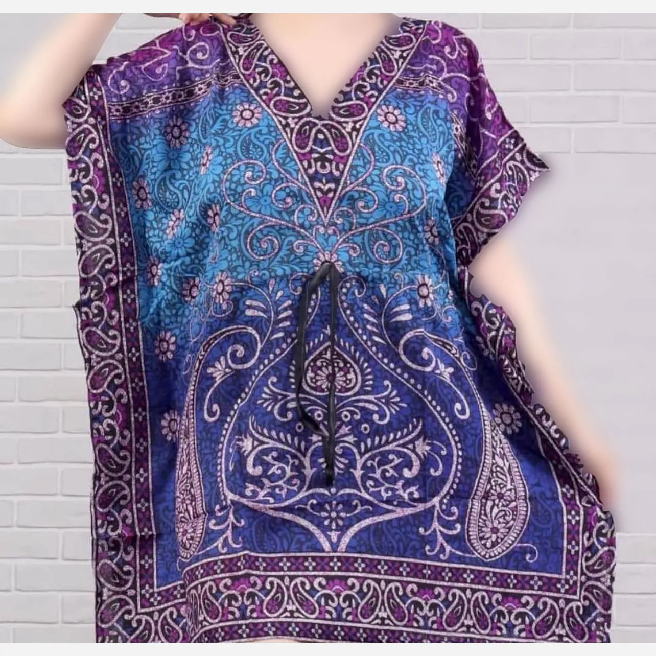 پیراهن طرح سنتی هندی بته جغه فری سایز سیلک هندی زنانه تا سایز 60 شیک و راحت چهارفصل بدون آبرفت و رنگ رفت