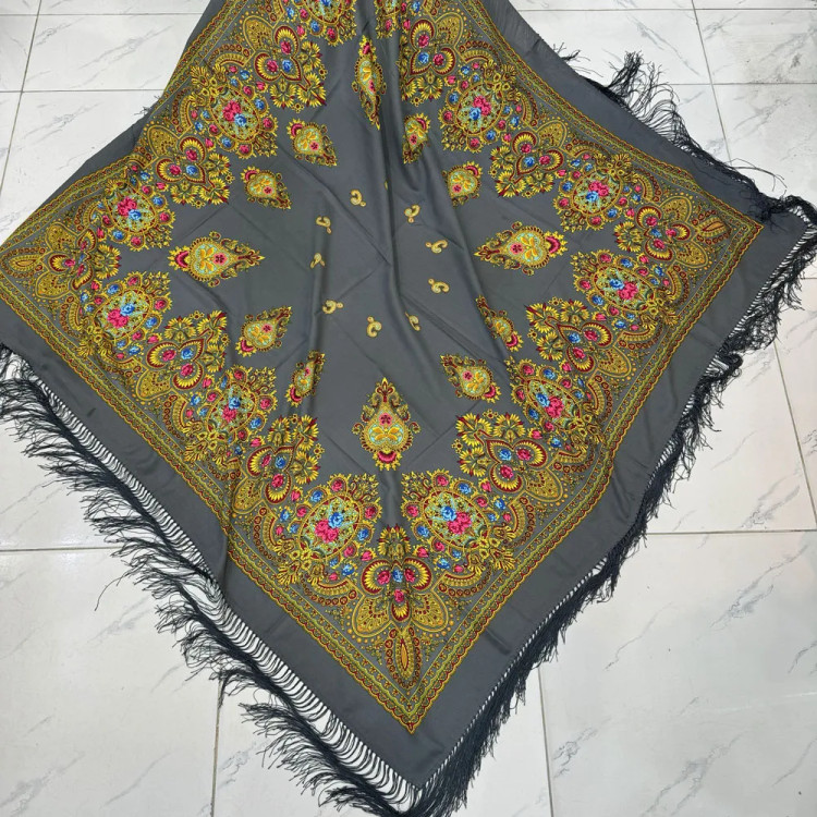 روسری نخی ترکمن زنانه کد 1648 قواره 140-150 سانت وارداتی ترکیه چهار فصل ریشه دستباف