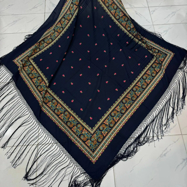 روسری ترکمن اصل کد 1402 ترکیه جنس نخی قواره 140-150 سانت ریشه دستباف 4 فصل