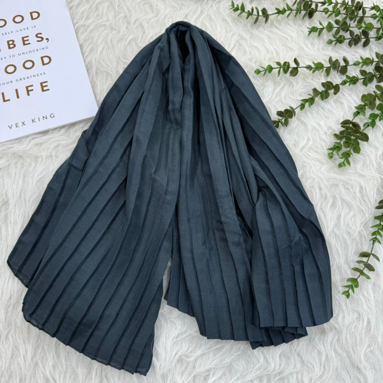 شال پلیسه نخی ساده زنانه قواره بزرگ 200×80 سانتیمتر بدون آبرفت و چروک