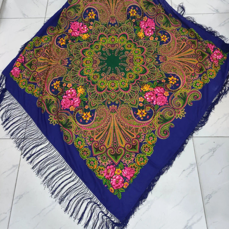 روسری نخی ترکمن قواره 140 کد R100174 وارداتی قابل استفاده 4 فصل