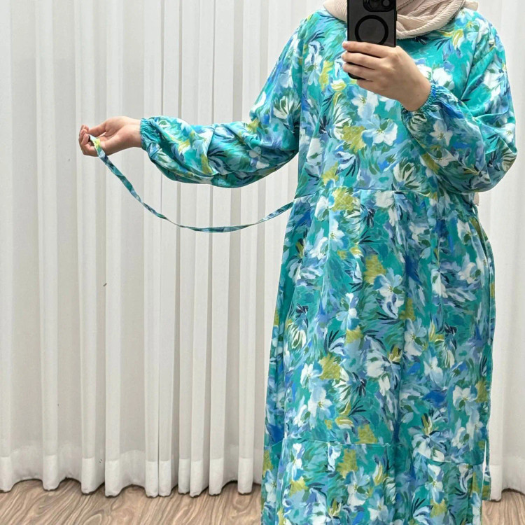 پیراهن نخی خارجی مدل هیوا فری سایز مناسب تا سایز 50 چهارفصل شیک راحت با بند کمر و کمربند بدون دکمه جلو بدون سایه انداختن