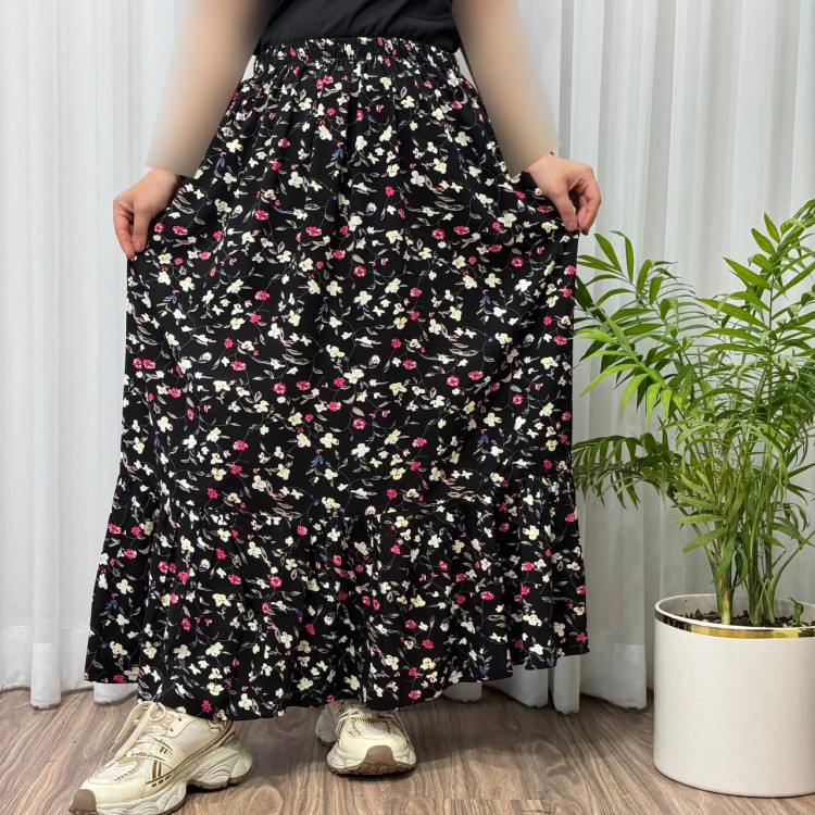 دامن زنانه بلند نخی خارجی فری سایز تا 48 آبرفت تا 5 سانت سایه نمیاندازد