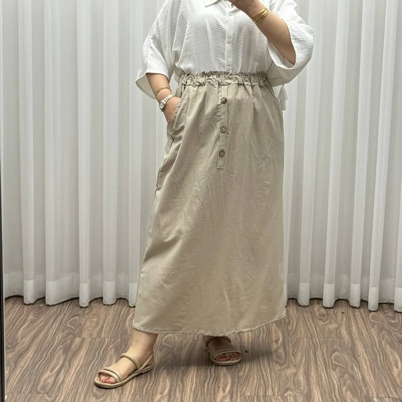 دامن لینن شمسی کد 1371 فری سایز تا 48 قد 95 سانتیمتر چهارفصل زنانه روزمره