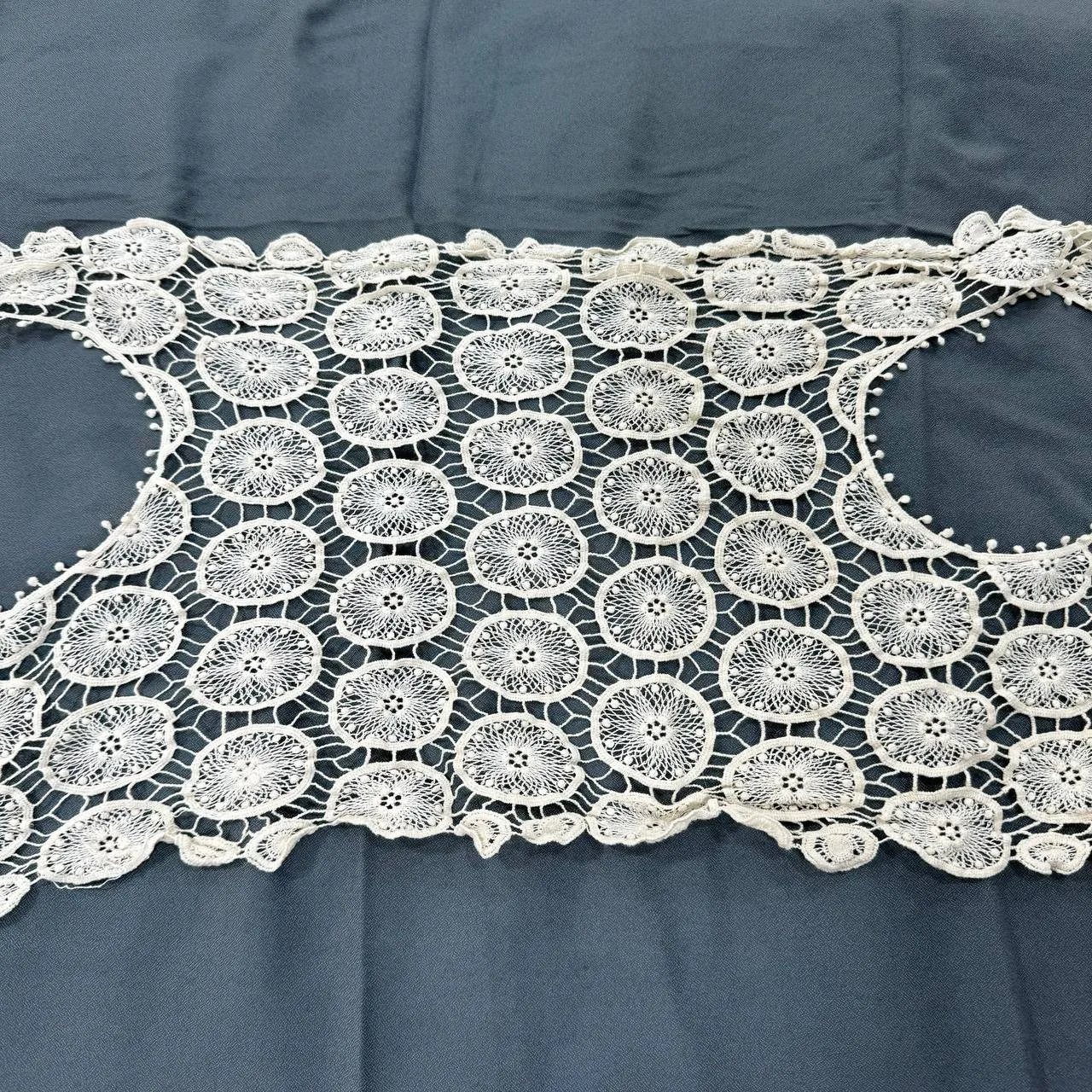 وست قلاب بافی جلوباز فری سایز مناسب تا 42 قد 45 بدون آبرفت و رنگ رفت چهارفصل