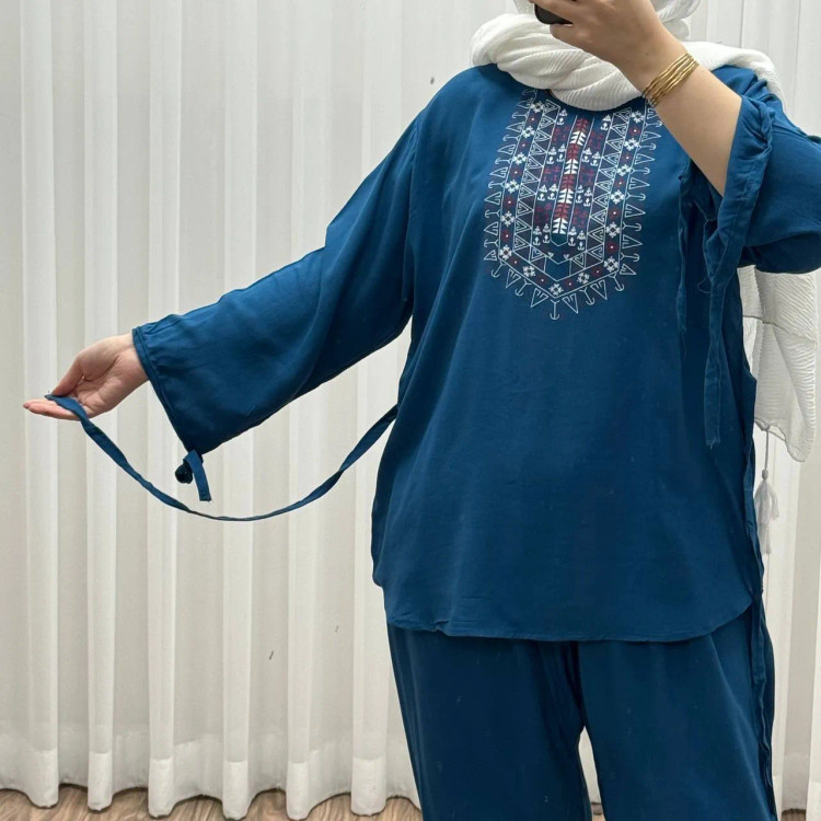 بلوز شلوار نخی مدل آیدا چاپی فری سایز مناسب تا سایز 50 شسته شده بدون آبرفت و رنگ رفت کمربند دار چهار فصل