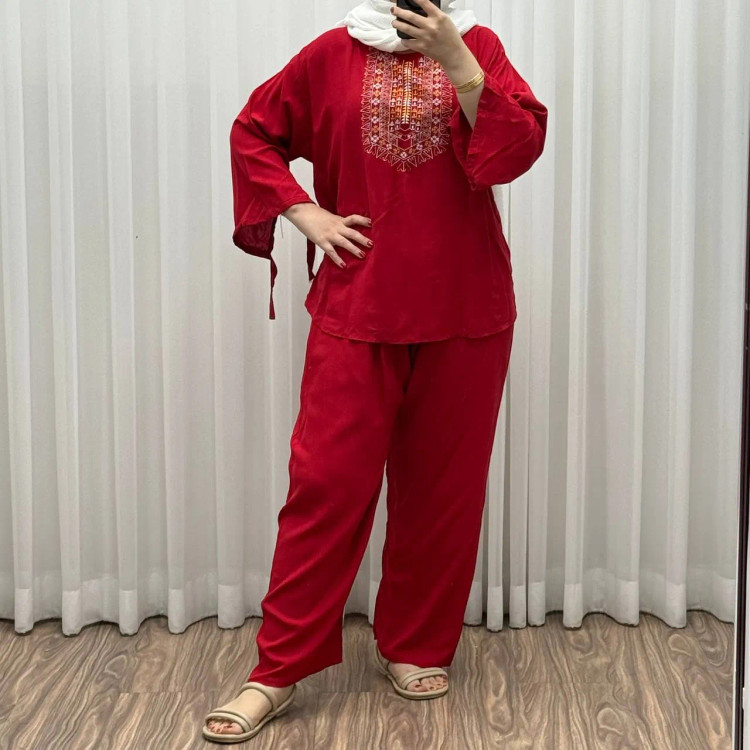 بلوز شلوار نخی مدل آیدا چاپی فری سایز مناسب تا سایز 50 شسته شده بدون آبرفت و رنگ رفت کمربند دار چهار فصل