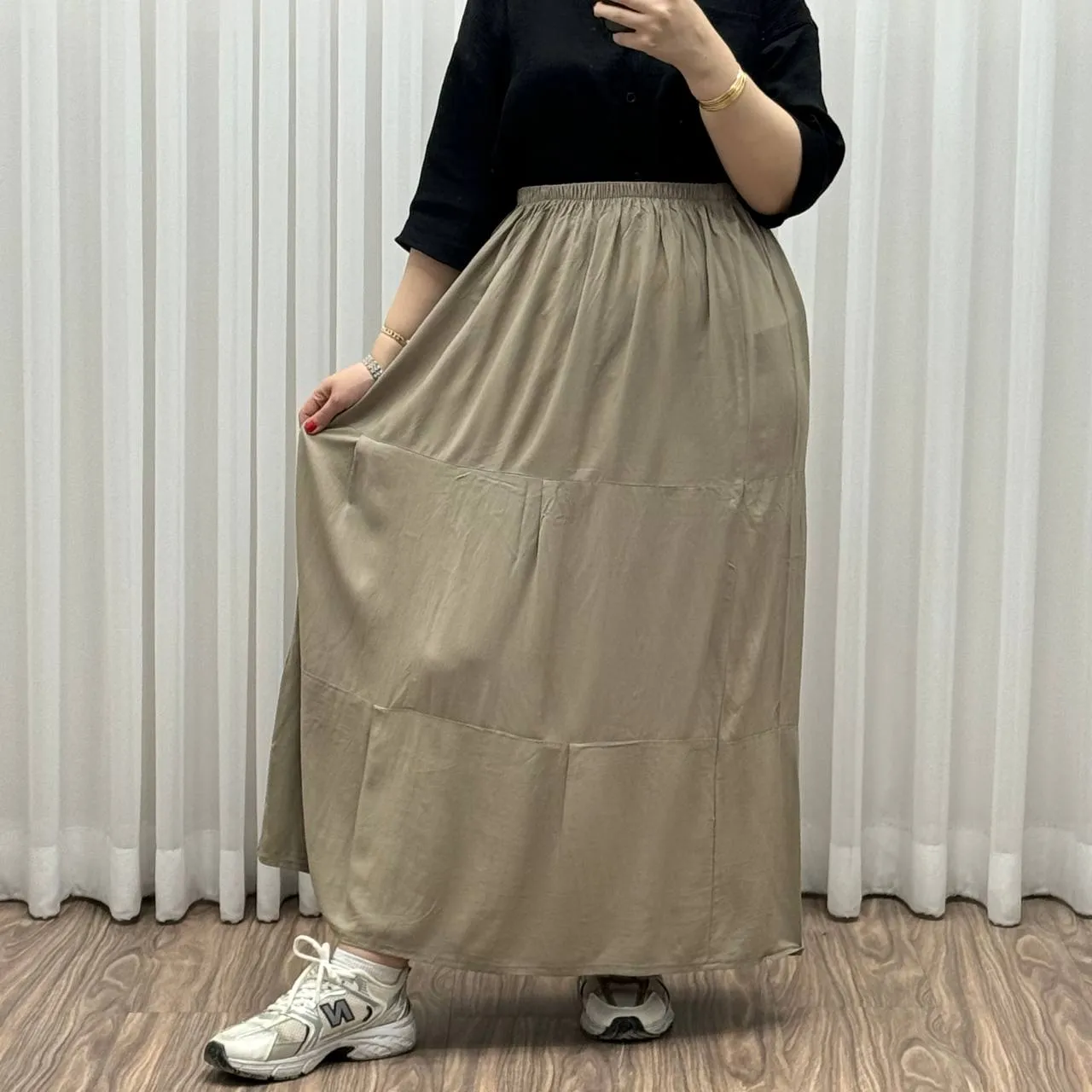 دامن نخی طبقهای ساده فری سایز زنانه تا سایز 50 تنخور شیک و راحت مناسب چهارفصل