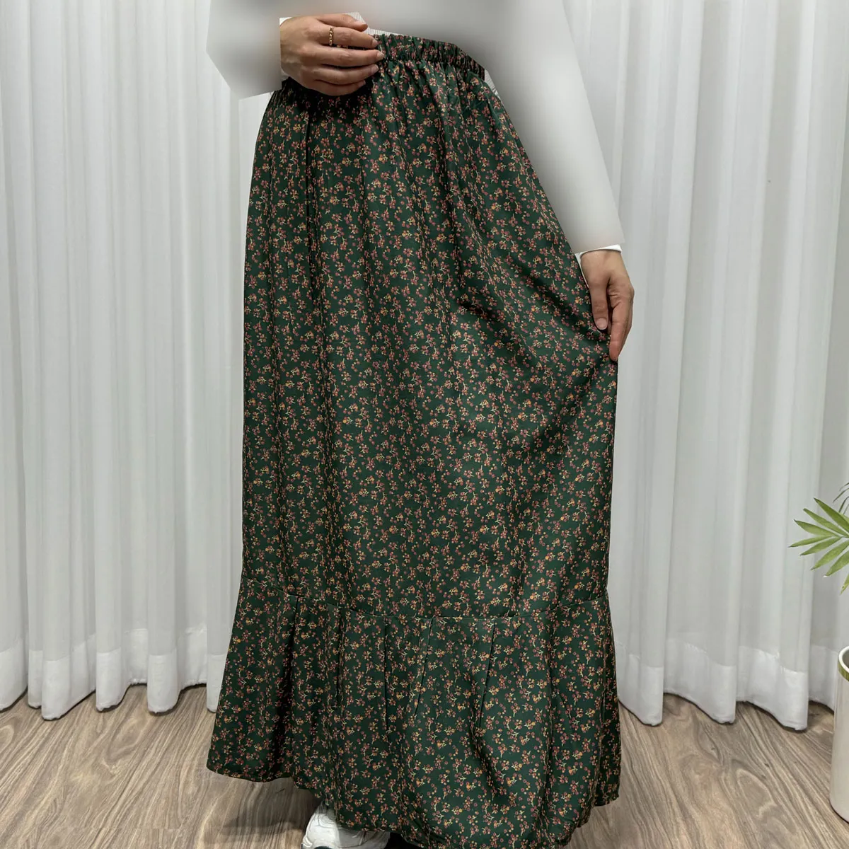 دامن گلریز تک چین فری سایز تا 48 نخی چهارفصل شیک و راحت بدون بدن نما