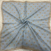 مینی اسکارف نخی مدل قلبی سایز 74×74 پرز نده سر نخوره مناسب استفاده روزمره