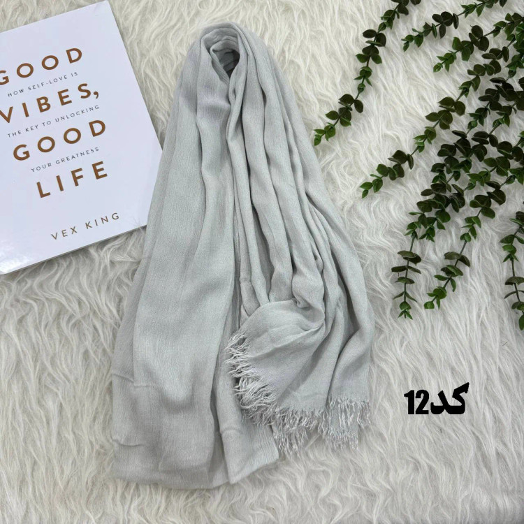 شال وارداتی سوپرنخ ساده کد 1243 قواره 200×70 سانتیمتر بدون آبرفت و چروک