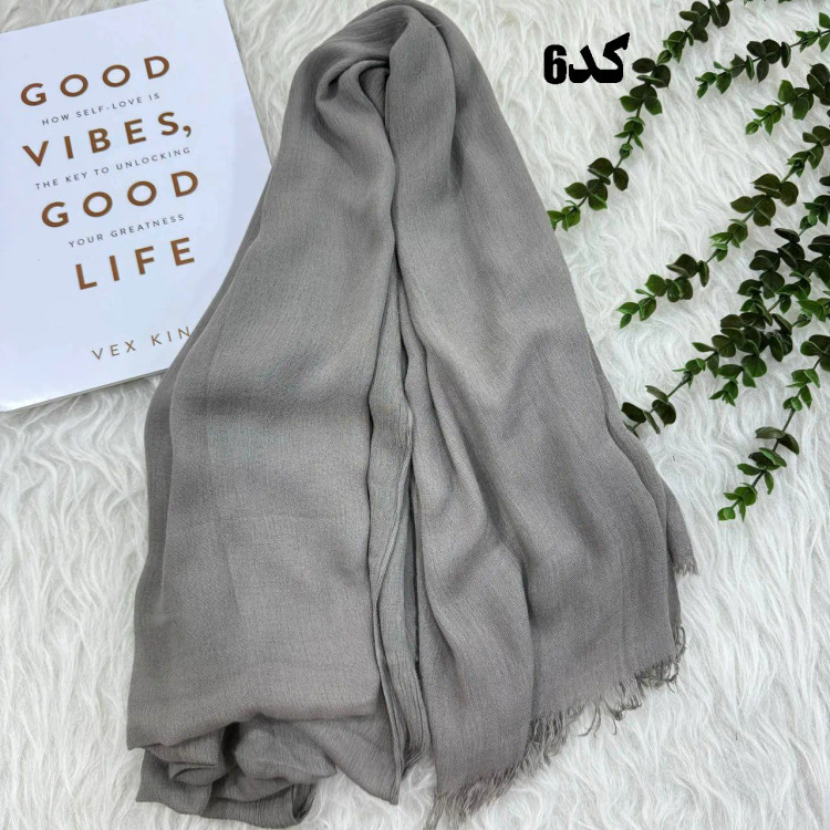 شال وارداتی سوپرنخ ساده کد 1243 قواره 200×70 سانتیمتر بدون آبرفت و چروک