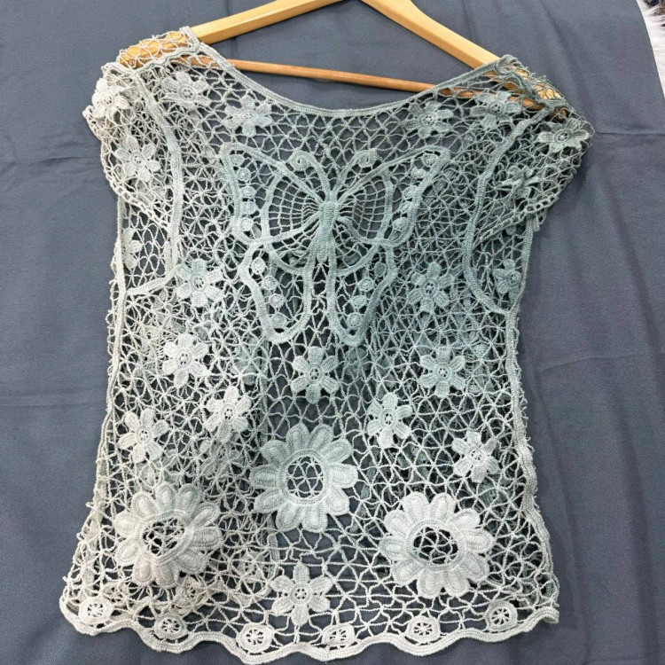 رومایویی قلاب بافی فری سایز شیک کد 1048 مناسب تا سایز 42 زنانه چهارفصل