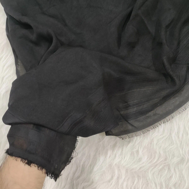 روسری نخی حاشیه مربعی سایز 120x120 سانت کد 845