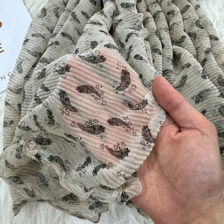 شال کریشه شنی وارداتی مدل پرواز کد 1245 سایز 200x80 سانتیمتر بدون آبرفت و رنگ رفت