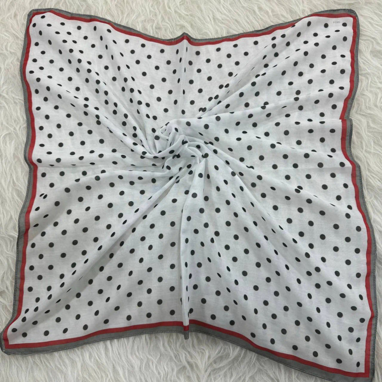 مینی اسکارف نخی خال خالی سایز 74x74 پرز نده سر نخوره دم دستی روزمره