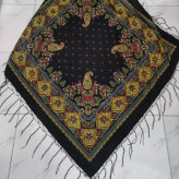 روسری ترکمن مدل ترمه ایرانی قواره 130x130 نخ پلی استر مناسب 4 فصل