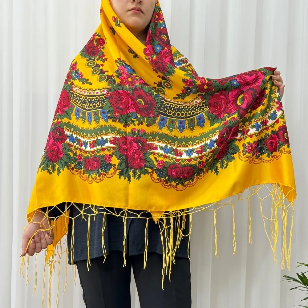 روسری ترکمن مدل ژاپن سایز 140×140 سانتی متر جنس نخ پلی استر مناسب 4 فصل