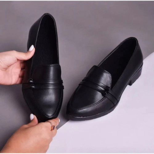 کفش زنانه آتوسا چرم خارجی درجه 1 اداری مجلسی مشکی زیره سبک راحت