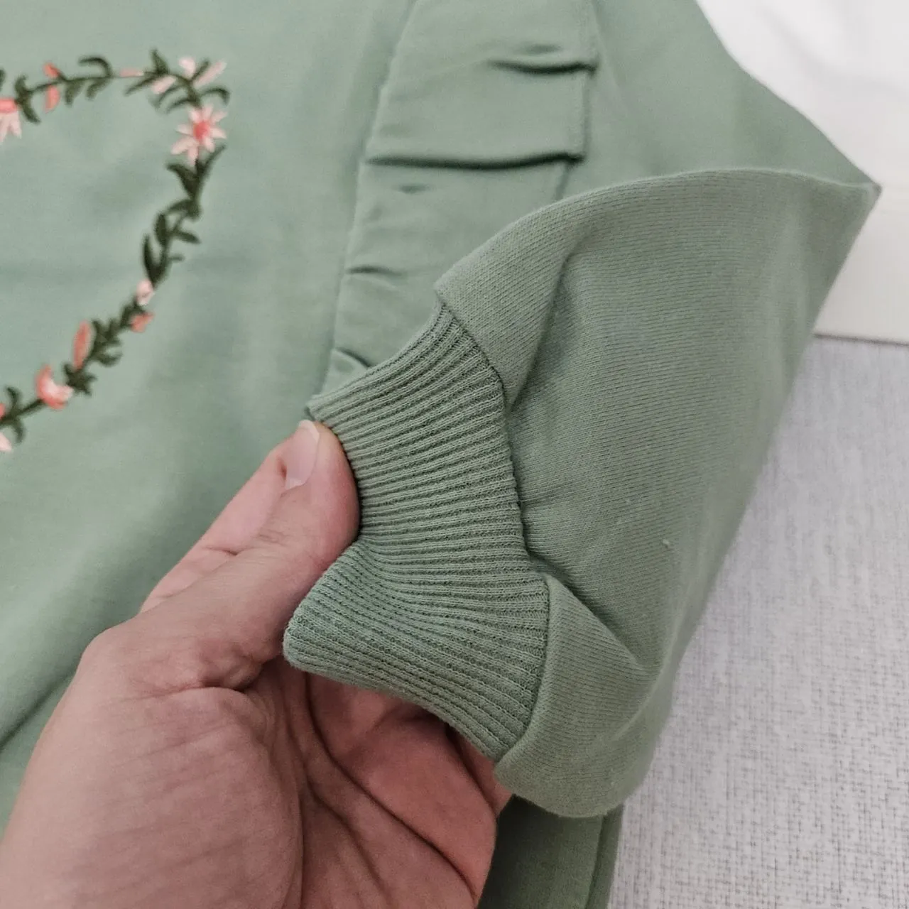 بلوز دخترانه عیدانه گلدوزی دورس پنبه 2 تا 8 سال