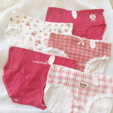 شورت زنانه عروسکی کبریتی نخی طرح تدی سایز بزرگ سه ایکس لارج