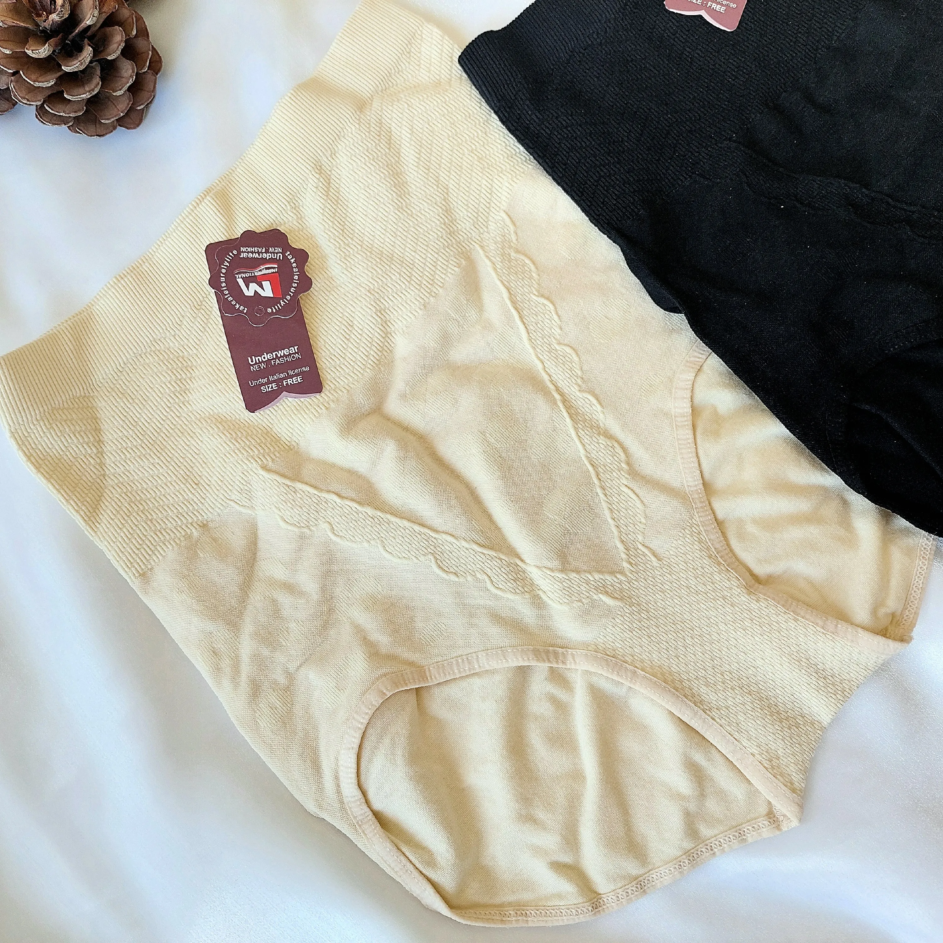 شورت گنی زنانه فری سایز فرم دهنده شکم و پهلو مناسب استفاده روزانه