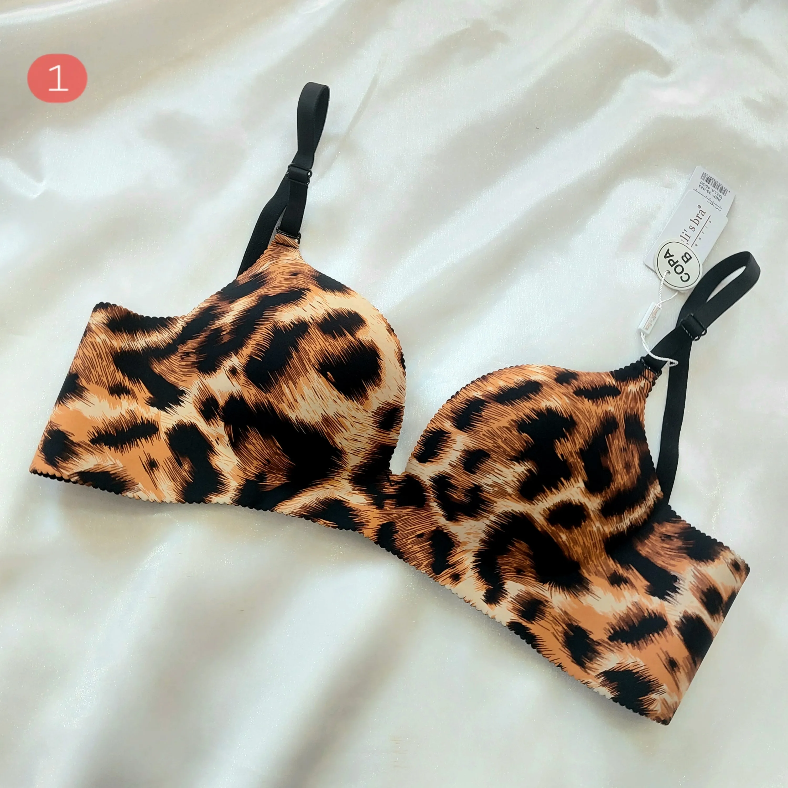 سوتین لیزری طرح پلنگی نیم کاپ حجم دهنده اسفنج نازک بدون فنر