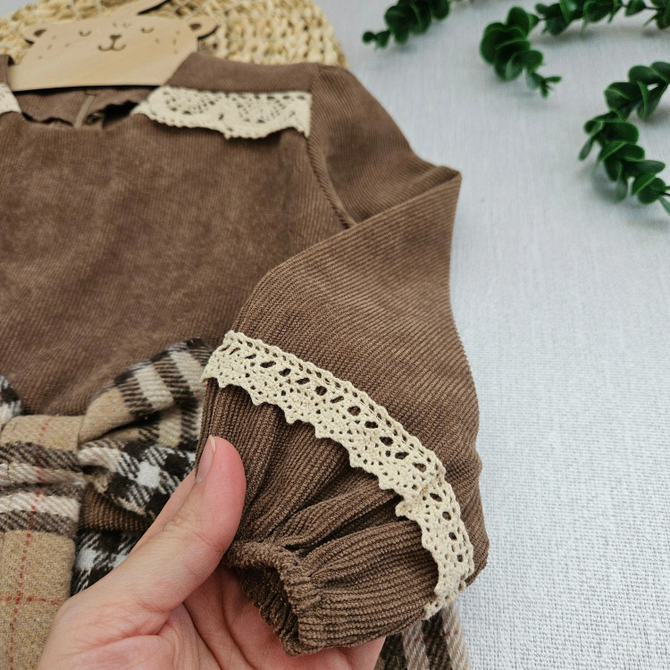 پیراهن دخترانه مجلسی مخمل کبریتی موهر یقه گیپور آستین پفی بند تنظیم سایزبندی بچگانه