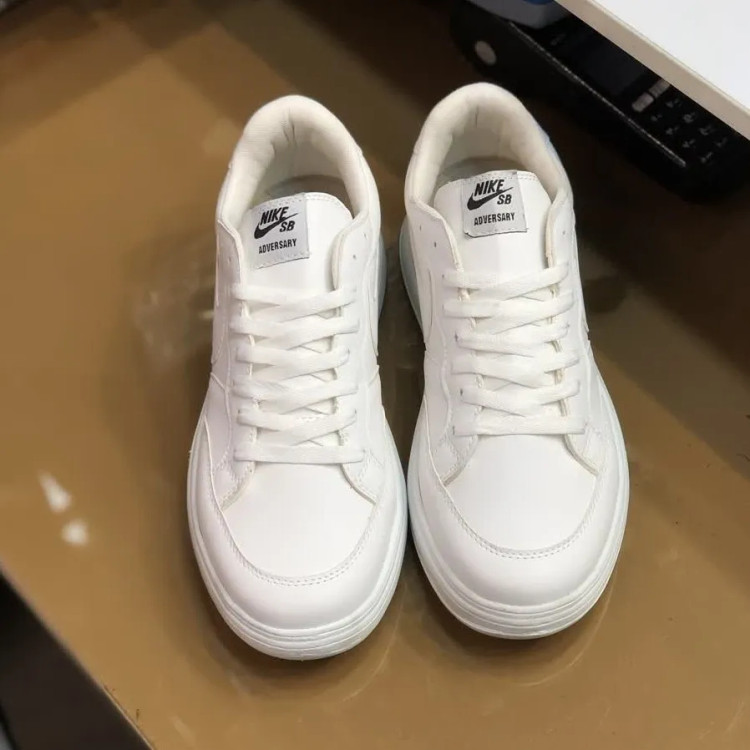 کفش نایک SB مردانه چرم تمام سفید