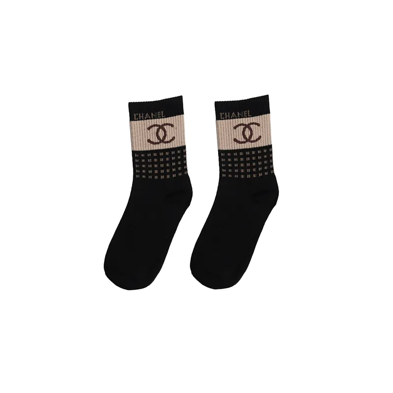 جوراب ساقدار زنانه طرح برند و شطرنجی