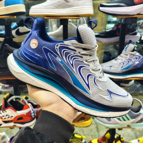 کتونی رانینگ مردانه مدل ویکرز با رویه اسپیسر سیلیکونی و زیره بوست