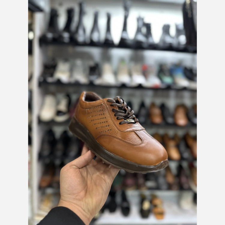 کفش اسپرت مردانه چرم طبیعی تبریز مشکی عسلی سایز 41 تا 44 زیره تی پیو کفی طبی