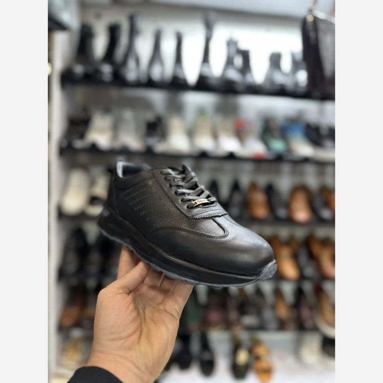 کفش اسپرت مردانه چرم طبیعی تبریز مشکی عسلی سایز 41 تا 44 زیره تی پیو کفی طبی