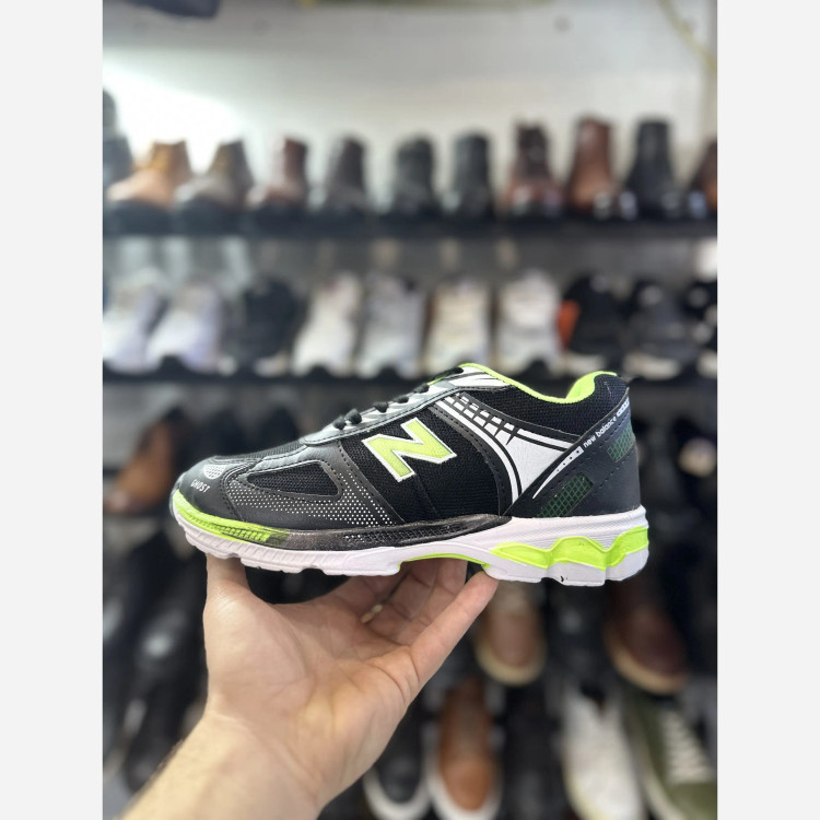 کتانی نیوبالانس مردانه سایزبندی 41 تا 44 چهار رنگ مشکی قرمز، مشکی آبی، مشکی سبز، سفید سبز