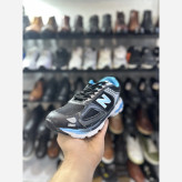 کتانی نیوبالانس مردانه سایزبندی 41 تا 44 چهار رنگ مشکی قرمز، مشکی آبی، مشکی سبز، سفید سبز