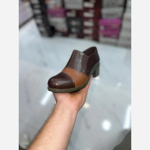 کفش پاشنه دار چرم گاوی قهوه ای زنانه سایز 37 حراج تک سایز