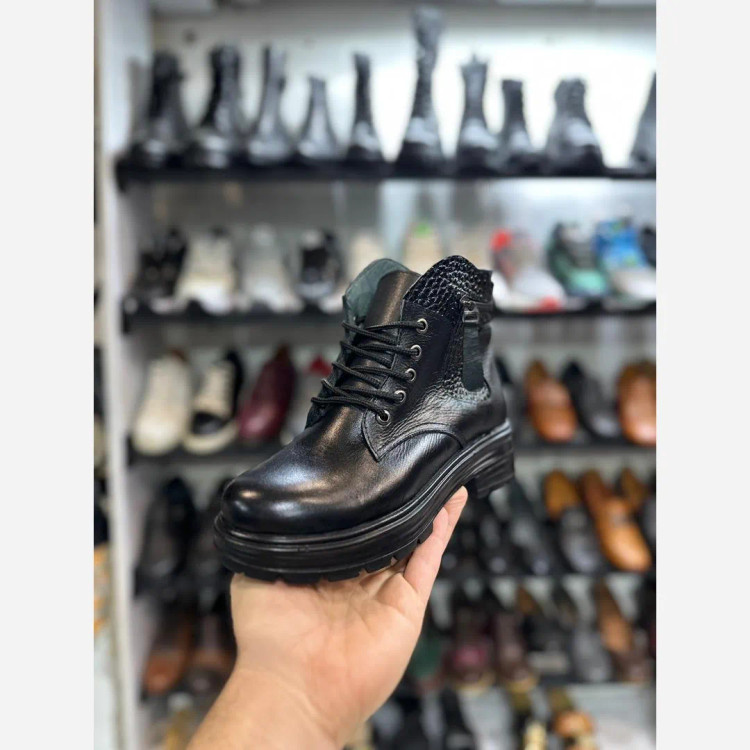 نیم بوت تمام چرم طبیعی زنانه زیپ نما سایزبندی 37 تا 40