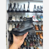 نیم بوت زنانه چرم طبیعی پاشنه پهن سایز 37 تا 40