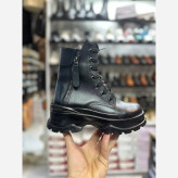 بوت برلین زنانه تمام چرم طبیعی سایزبندی 37 تا 40 رویه چرم گاوی استر چرم بزی