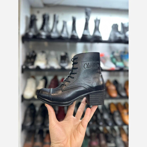 نیم بوت زنانه تمام چرم طبیعی پاشنه دار سایزبندی 37 تا 40