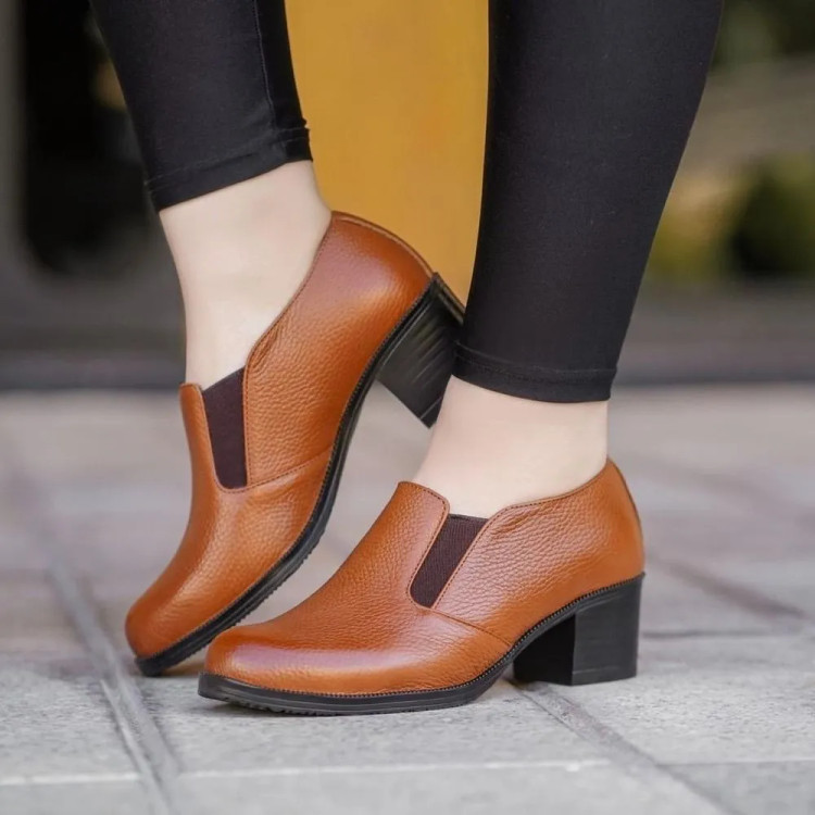 کفش پاشنه دار مرجان چرم طبیعی زنانه مشکی عسلی سایز 37 تا 42