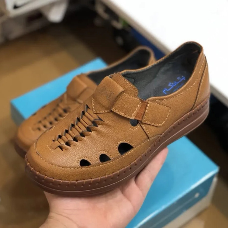 کفش طبی تابستانه مدل جیران عسلی