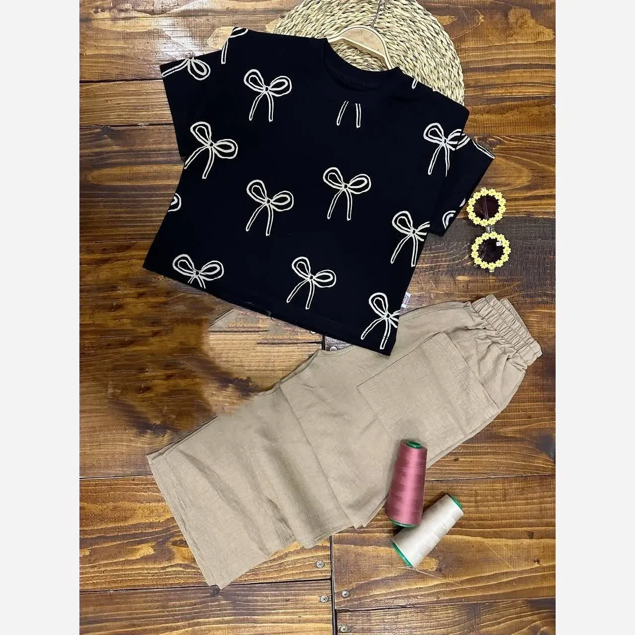 ست کراپ و شلوار شیک با رنگبندی متنوع