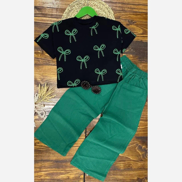 ست کراپ و شلوار شیک با رنگبندی متنوع