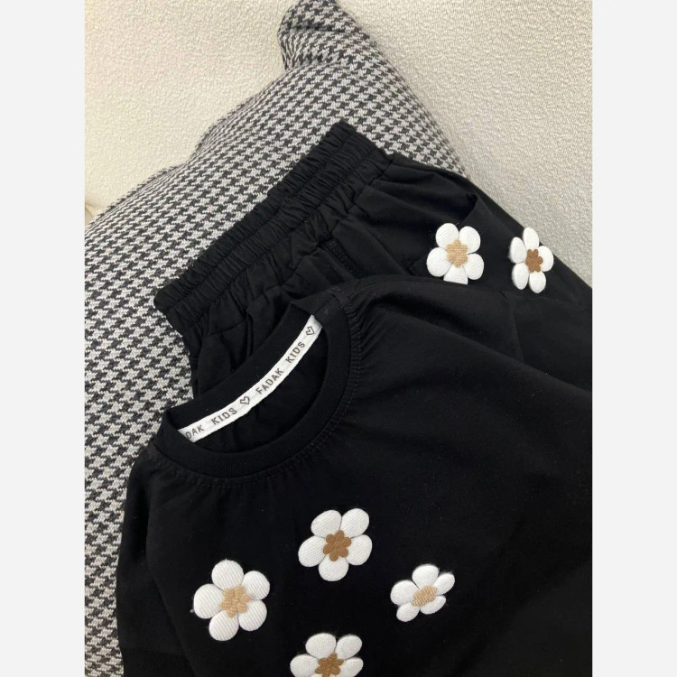 ست کراپ و شلوار مشکی سایز3تا9سال